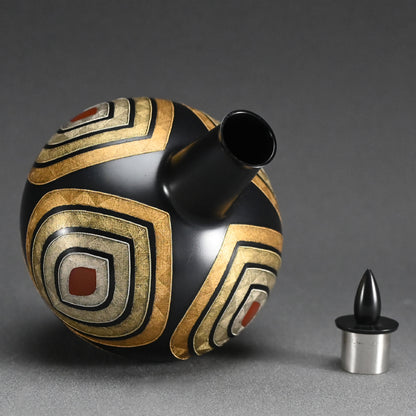 Silver Inlay Tsubo ー鹿島 和生 "布目象嵌金彩飾壺"