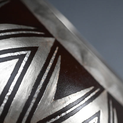 Silver-work Japanese Vase ー鹿島 和生 "銷盛銀彩鉄花器"