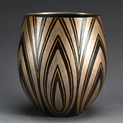 Contemporary Craft Metal-work Vaseー鹿島 和生 "銷盛象嵌鉄花器 炎"