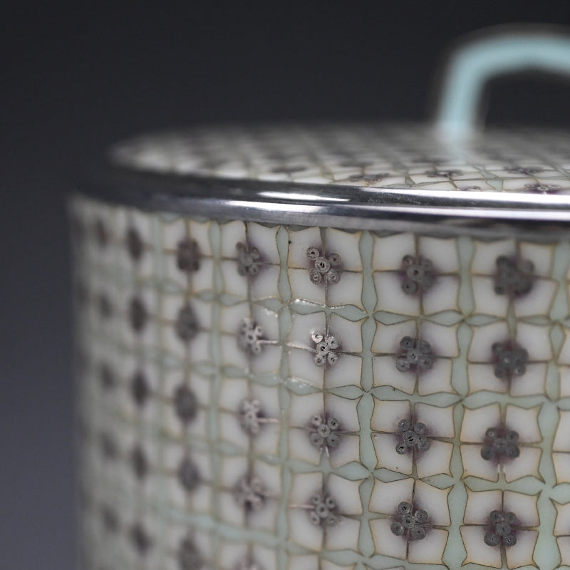 Intense Cloisonne Mizusashi ー柴田 明 "七宝華文水指"