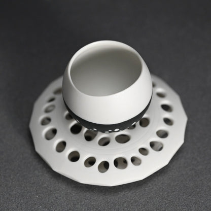 Sake Cup with Skeletal Pillow ー加藤 好康 “透文 盃”