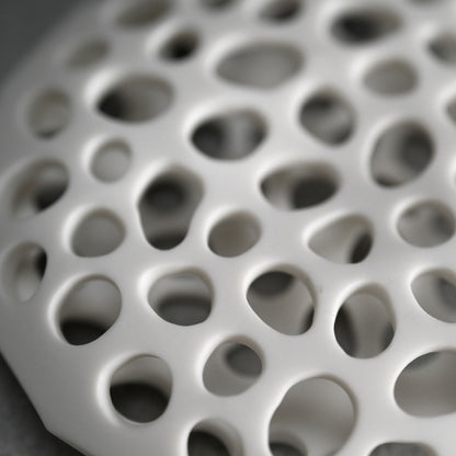 Sake Cup with Skeletal Pillow ー加藤 好康 “透文 盃”