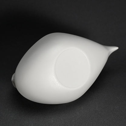 Contemporary Sake Serving Katakuchi Vessel ー加藤 好康 “白磁透文 片口”