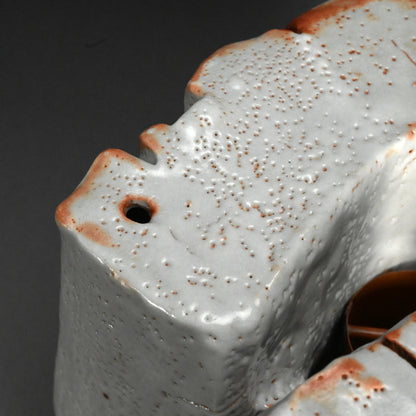 Radical Shino Vase ー鈴木 藏 "志野花器"