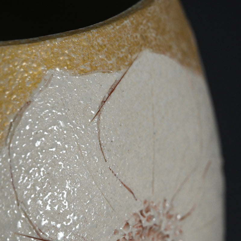 Elegant Contemporary Flower Vase ー寺池 静人 “はな 花瓶”