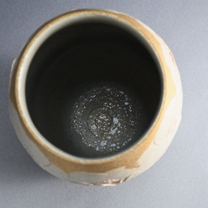 Elegant Contemporary Flower Vase ー寺池 静人 “はな 花瓶”