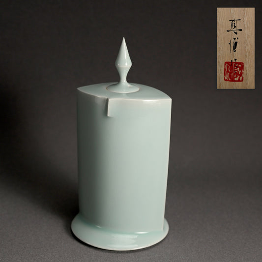 Contemporary Porcelain Incense burner ー深見 陶治 “青白磁香爐 澄”