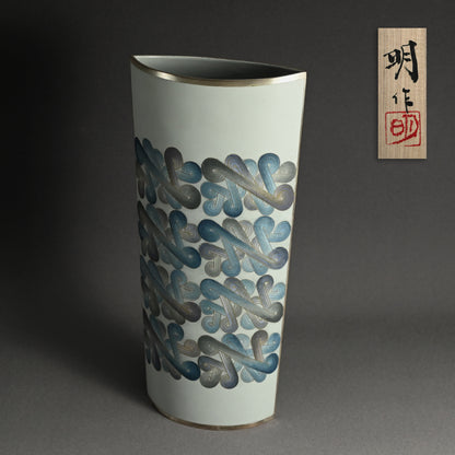 Exhibited Cloisonné Vase ー柴田 明 “有線七宝花器”