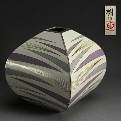 Exhibited Cloisonné Vase ー 柴田 明 “有線七宝抽象文花器”