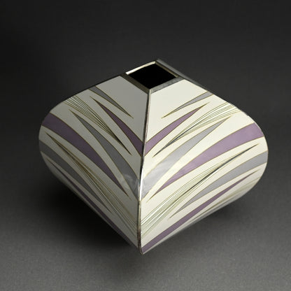 Exhibited Cloisonné Vase ー 柴田 明 “有線七宝抽象文花器”