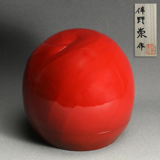 Exhibited Dry lacquer box ー伴野 崇 “乾漆合子 廻る”