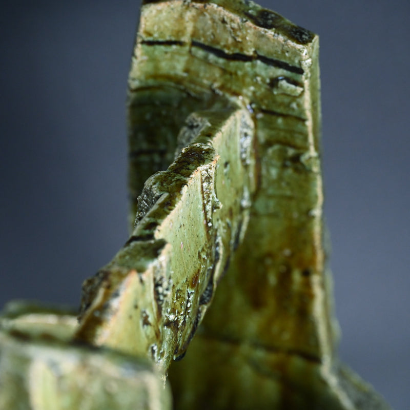 Massive Oribe Vessel with handle ー高内 秀剛 “織部手付鉢”