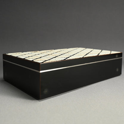 Radical Black Lacquered Suzuri Bako Writing Box
