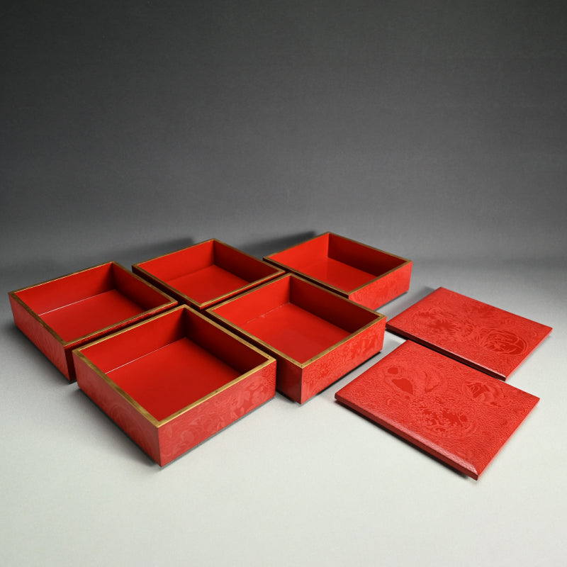 Exquisite Meiji p. Engraved Cinnabar Lacquer Box Set ー輪島塗 堆朱五ツ組重箱 白幡