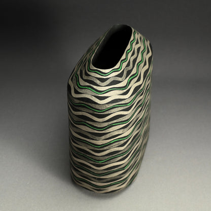 Contemporary Vase by Morino (Hiroaki) Taimei ー森野 泰明 "白銀泥彩扁壺"