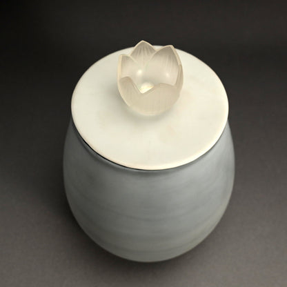 Exquisite Japanese Glass Mizusashi ー松本 正雄