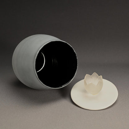 Exquisite Japanese Glass Mizusashi ー松本 正雄