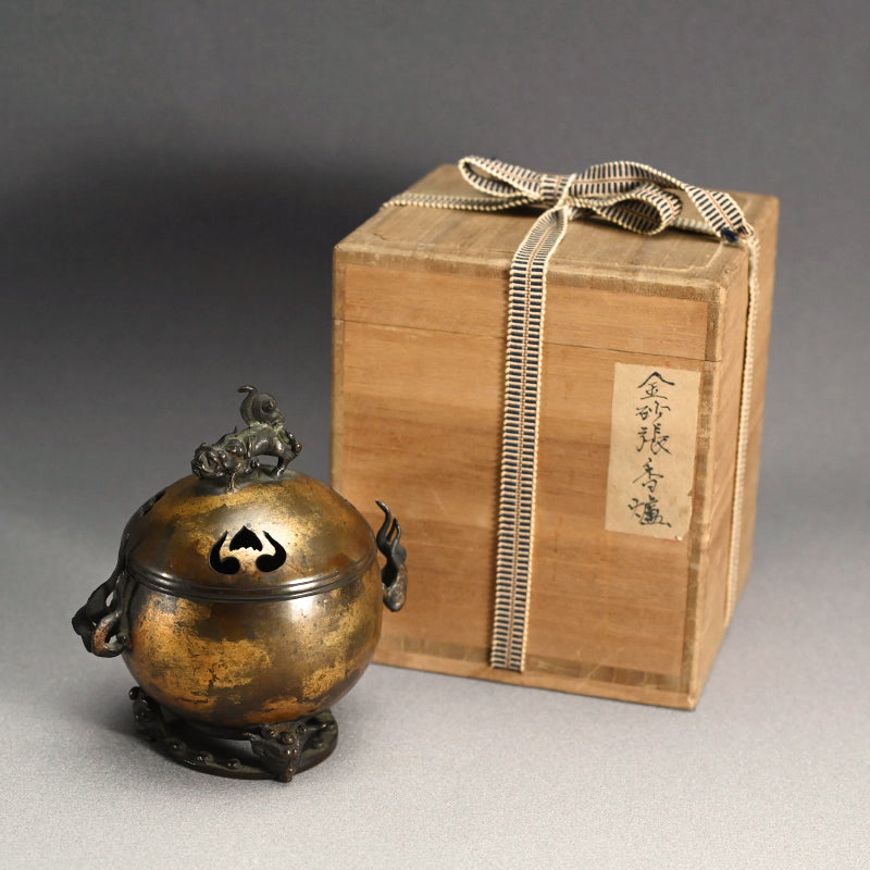 Gilded Sahari-do Buddhist Koro Incense Burner ー金砂張香炉