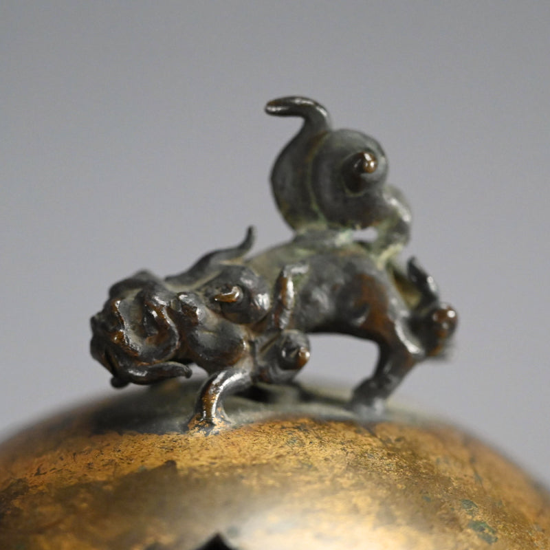 Gilded Sahari-do Buddhist Koro Incense Burner ー金砂張香炉