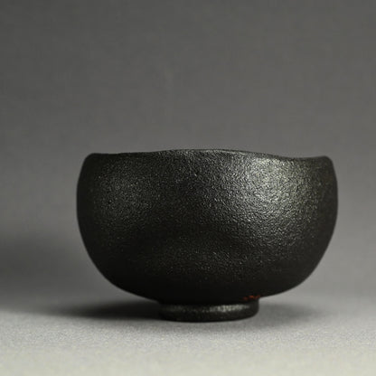 Large Nachi-guro Chawan Tea Bowl ー寒川 栖豊 "紀州焼 茶碗"