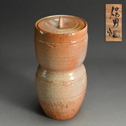 Hagi Pottery Mizusashi ー大和 保男 “萩焼 水指”