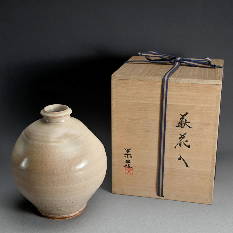萩瓶花瓶 ー三輪栄造 「萩花入」 / Miwa Eizo – Kura Monzen Gallery