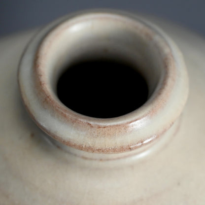 Hagi Bottle Vase ー三輪 栄造 “萩花入”