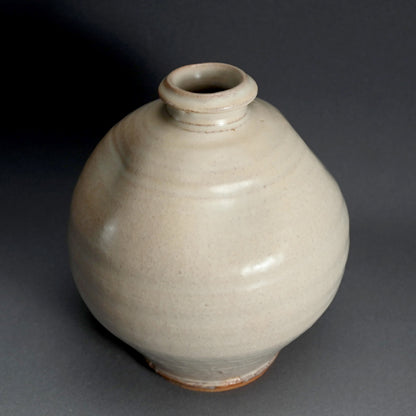 Hagi Bottle Vase ー三輪 栄造 “萩花入”