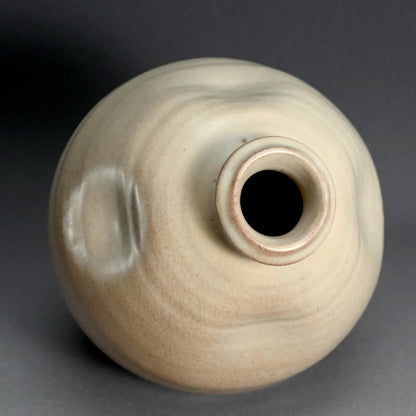 Hagi Bottle Vase ー三輪 栄造 “萩花入”