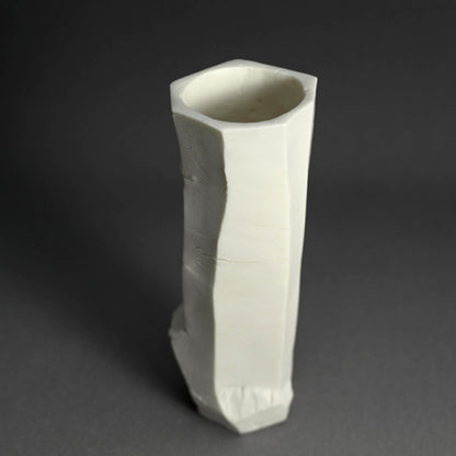 Exquisite Porcelain Vase ー小川 待子 “筒”