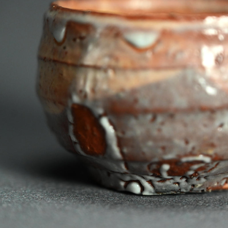 Hagi Guinomi Sake Cup ー大和 保男 “萩焼 ぐい呑”