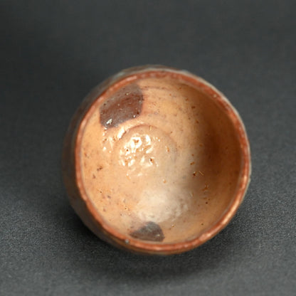 Hagi Guinomi Sake Cup ー大和 保男 “萩焼 ぐい呑”