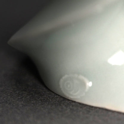 Pair Mentori Covered Vases ー八木 明 “面取り 蓋物”