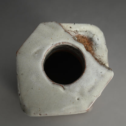 Hagi Kurinuki Vase ー三輪 栄造 “花入”