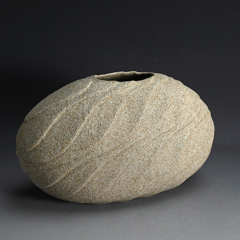 Contemporary Wave Patterned Vase ー崎山 隆之 “波紋”