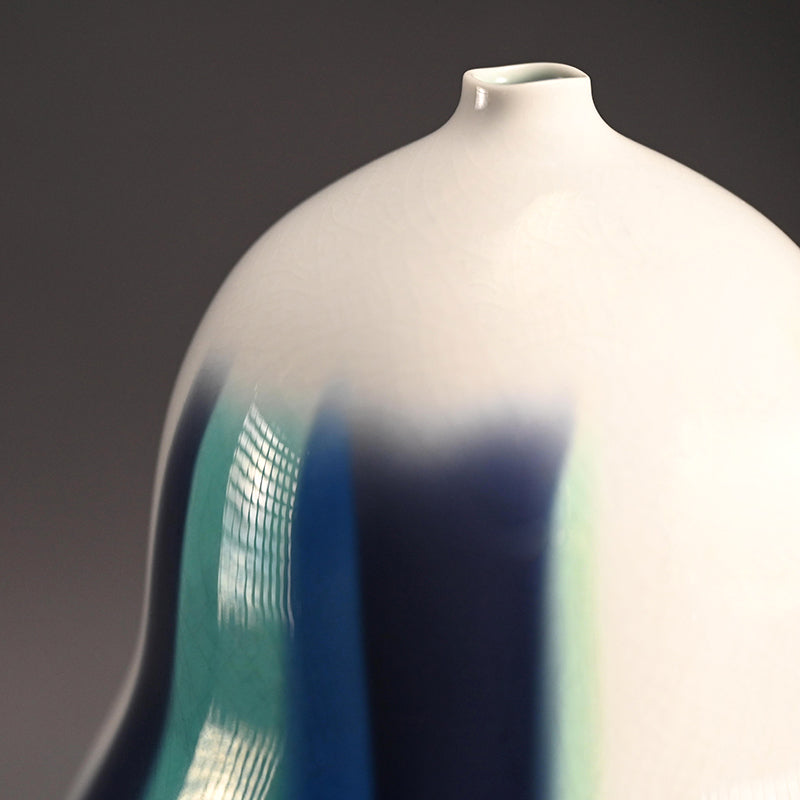 Gourd Shaped Vase ー徳田 順子 (四代 八十吉) “柳雨”