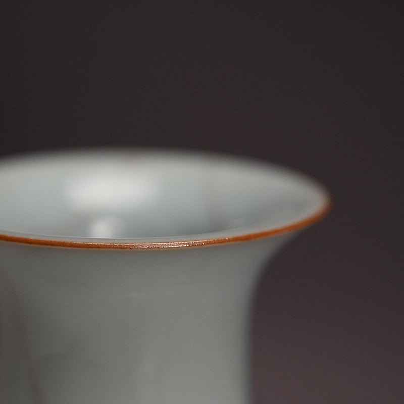 Fine Crackled Celadon Vase ー浦口 雅行 “青瓷双耳花生”