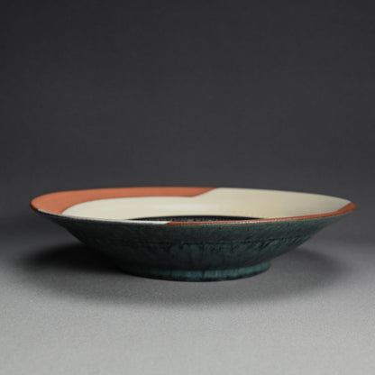 Dramatic Chattered Platter ー近藤 豊 “白班之文 大皿”