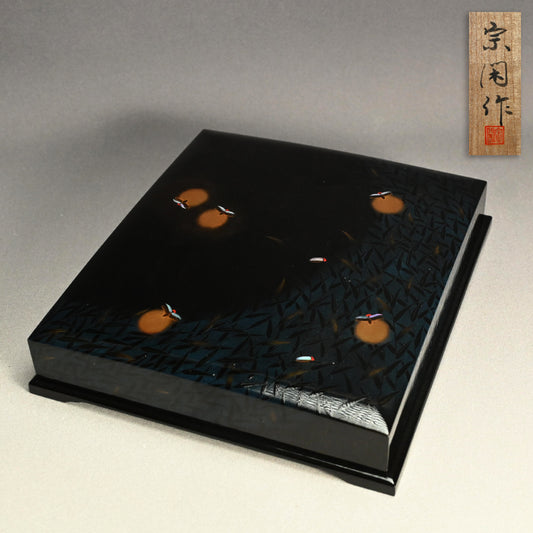 Lacquer Poem Card Box, Fireflies ー吉田 宗閑 “漆蛍蒔絵 色紙筥 壱”