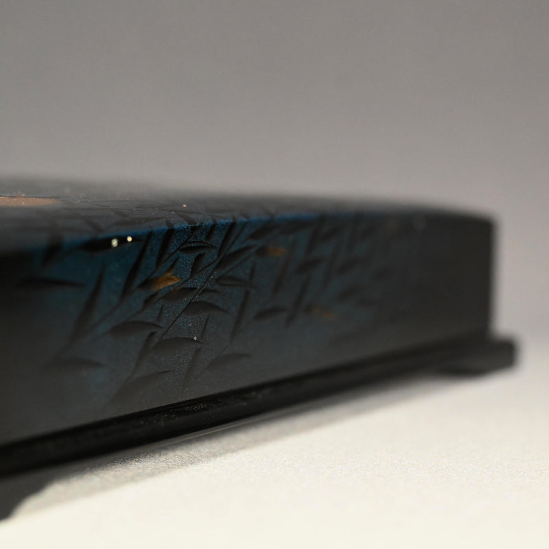 Lacquer Poem Card Box, Fireflies ー吉田 宗閑 “漆蛍蒔絵 色紙筥 壱”