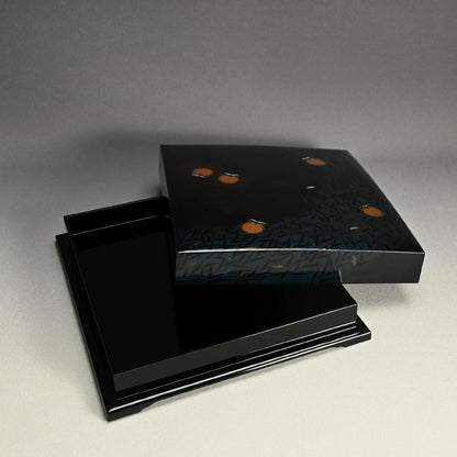 Lacquer Poem Card Box, Fireflies ー吉田 宗閑 “漆蛍蒔絵 色紙筥 壱”