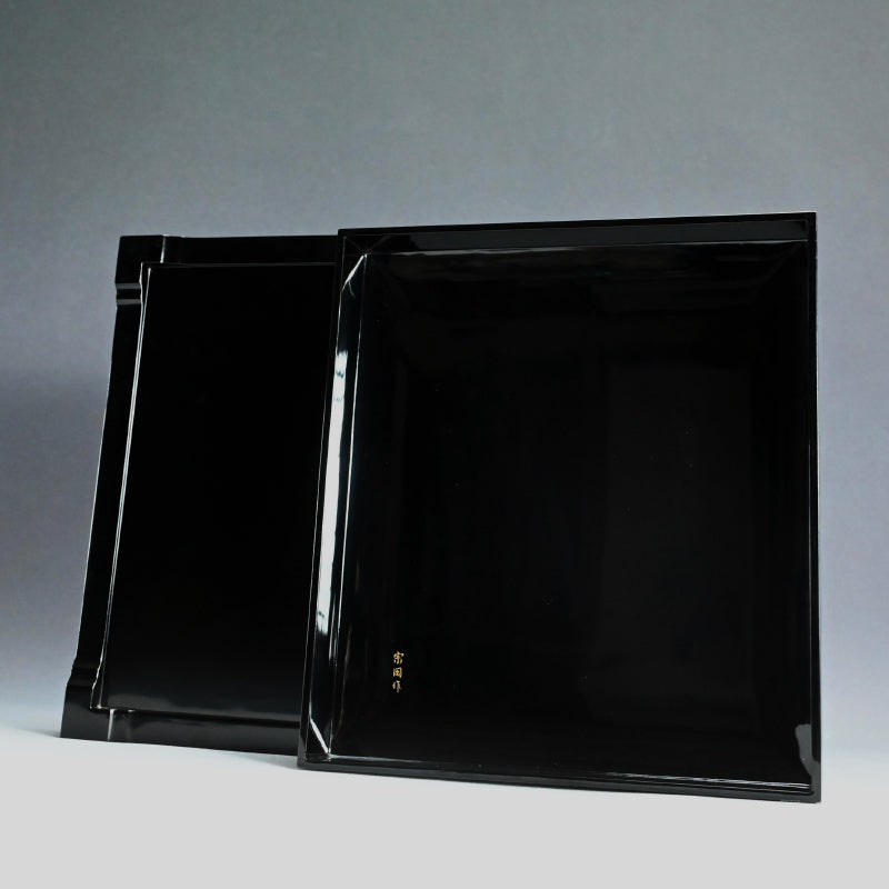 Lacquer Poem Card Box, Fireflies ー吉田 宗閑 “漆蛍蒔絵 色紙筥 壱”