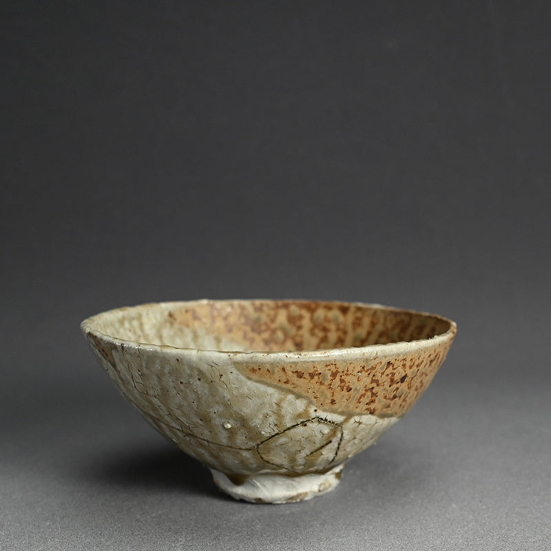 Komai-yo Chawan Tea Bowl ー鯉江 良二 “降米葉茶碗”