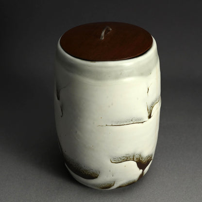 Ceramic Mizusashi Tea Ceremony Jar ー木村 盛伸 “黒地掛分白裂釉 水指”