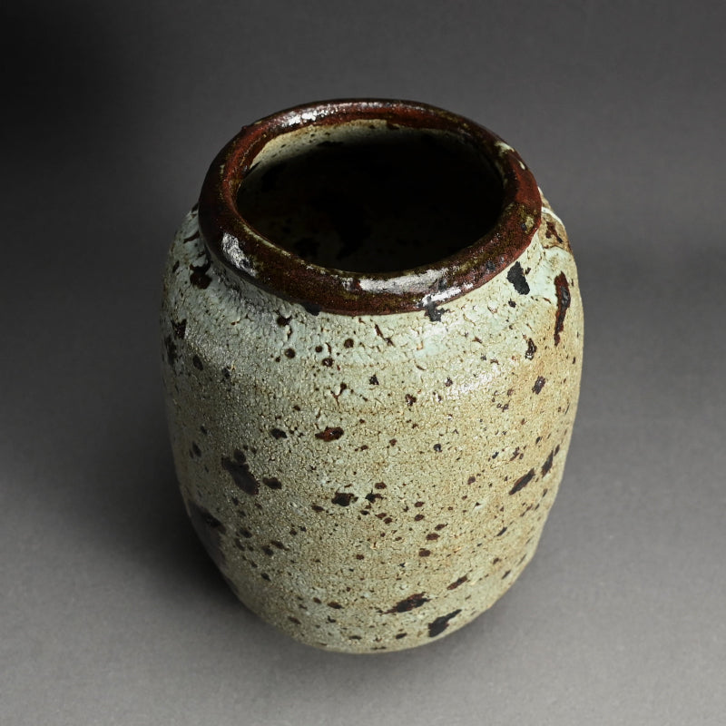 Kairagi Vase ー木村 盛伸 “梅華皮鉄彩 壷”