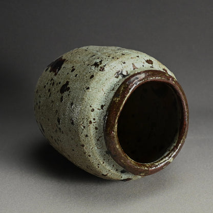 Kairagi Vase ー木村 盛伸 “梅華皮鉄彩 壷”