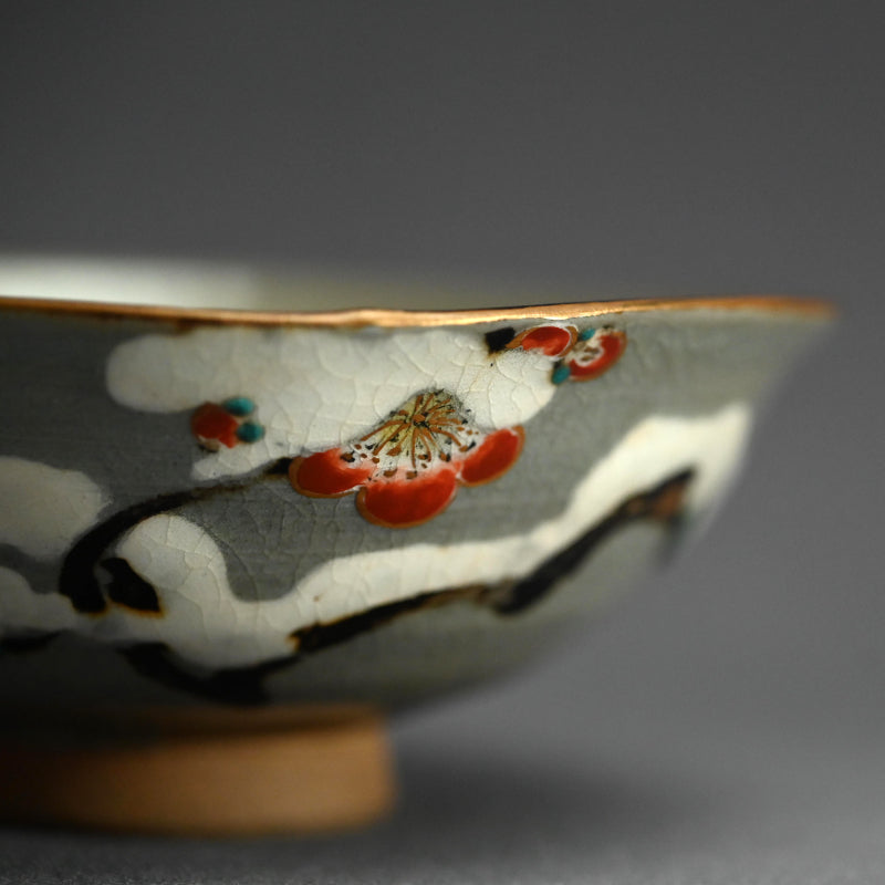 Chawan Tea Bowl ー宮川 (真葛) 香山 “雪中梅畫 茶碗”