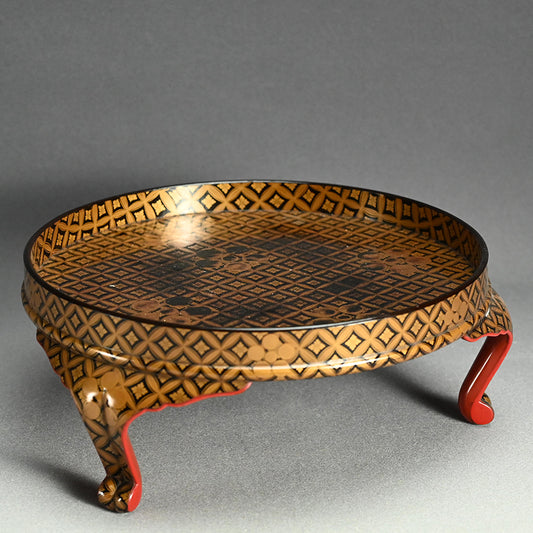 17th c. Tri-legged Antique Japanese Lacquer Tray with Gold Design ー時代蒔絵香盆