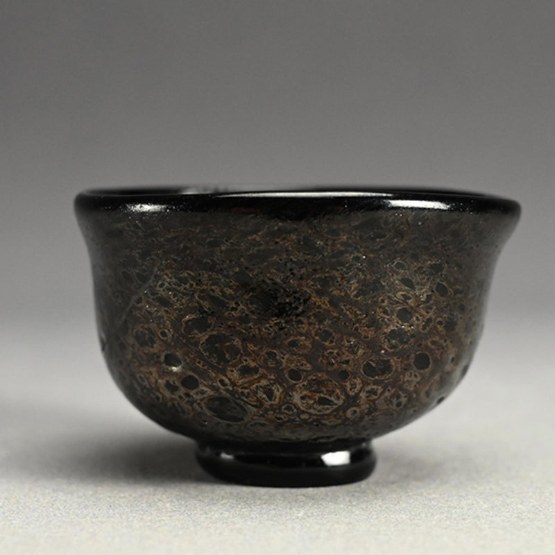 Very Rare Glass Guinomi Sake Cup ー鯉江 良二 “一寸口出手出 盃”