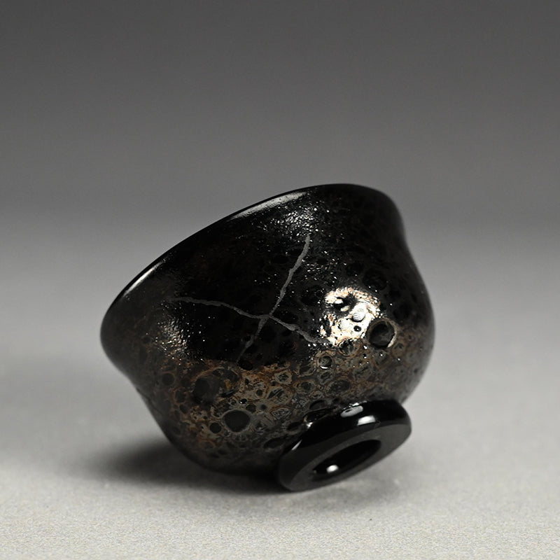 Very Rare Glass Guinomi Sake Cup ー鯉江 良二 “一寸口出手出 盃”